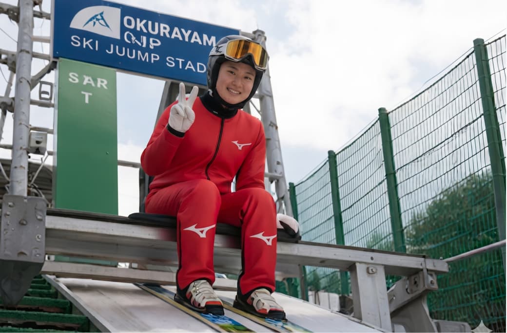 BE A SKI JUMPER！